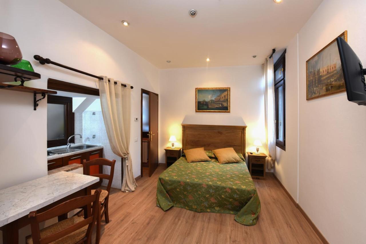 At 1 Minute From San Marco Square Apartment Venice Ngoại thất bức ảnh